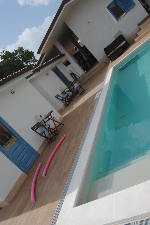 Borgo san Donato  B&B La Gatta Sul Tetto מראה חיצוני תמונה