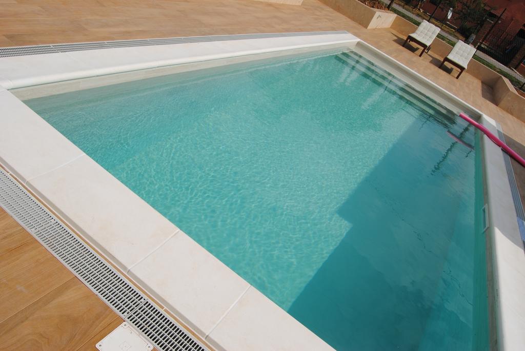 Borgo san Donato  B&B La Gatta Sul Tetto מראה חיצוני תמונה