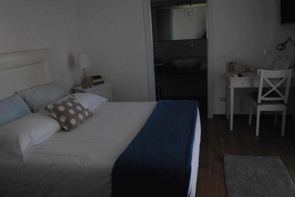 Borgo san Donato  B&B La Gatta Sul Tetto מראה חיצוני תמונה